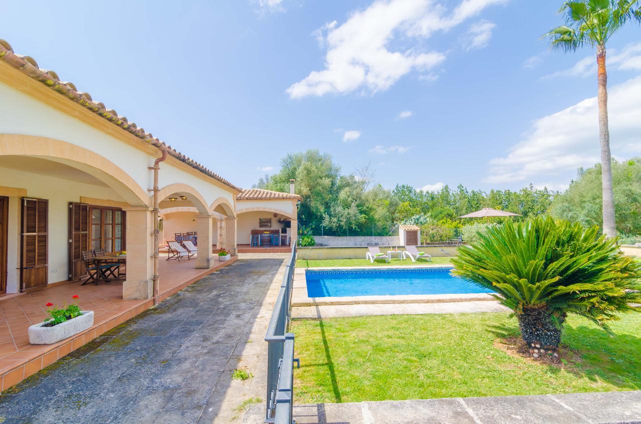 Villa Ses Covetes à Petra  Extérieur photo