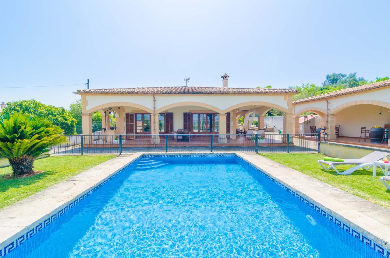 Villa Ses Covetes à Petra  Extérieur photo