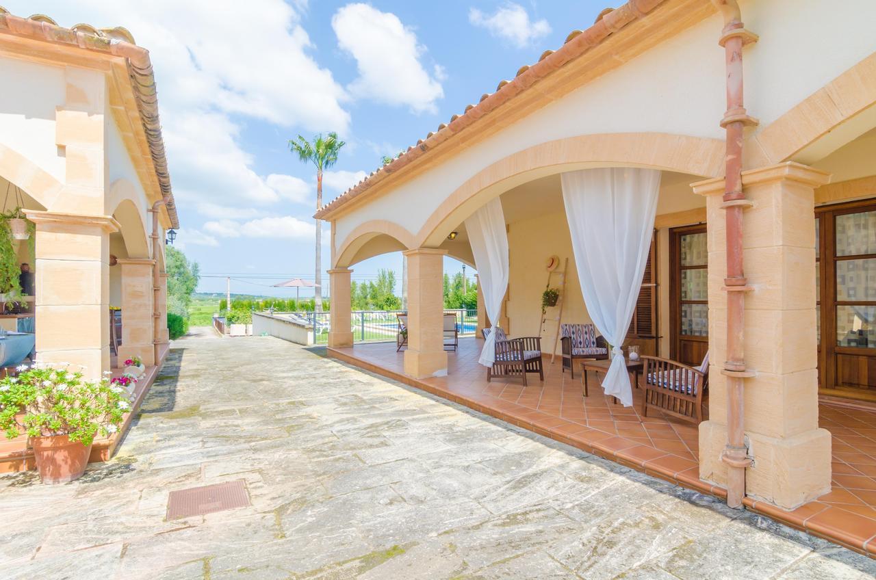 Villa Ses Covetes à Petra  Extérieur photo