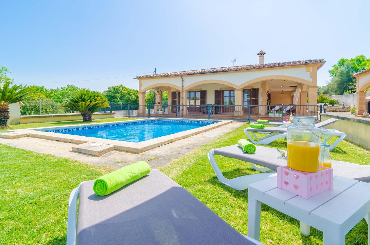 Villa Ses Covetes à Petra  Extérieur photo
